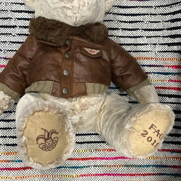 FAO Schwarz Large Brown Teddy Bear with Bomber Jacket Toys R Us Plush - Picture 6 of 7